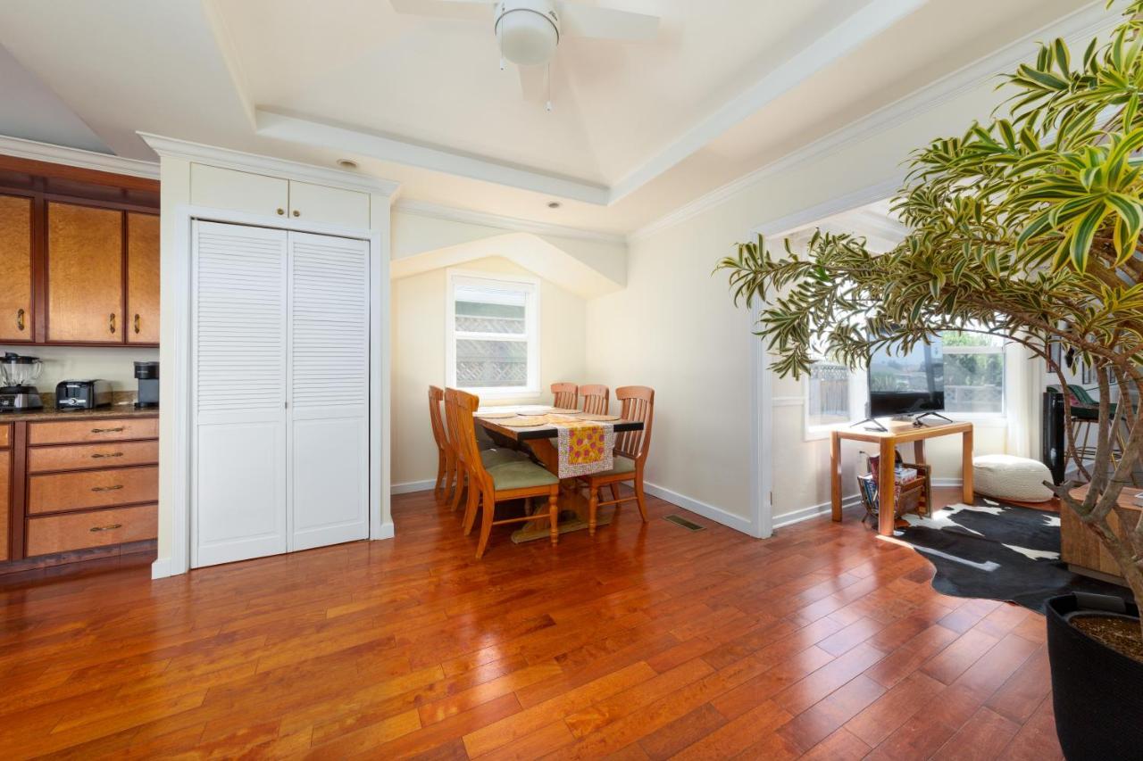 Spacious Renovated Petaluma Home- Pool Table, Fire Pit, Parking מראה חיצוני תמונה