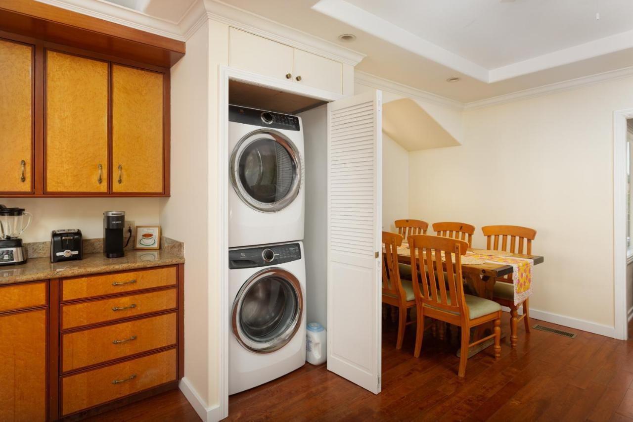 Spacious Renovated Petaluma Home- Pool Table, Fire Pit, Parking מראה חיצוני תמונה