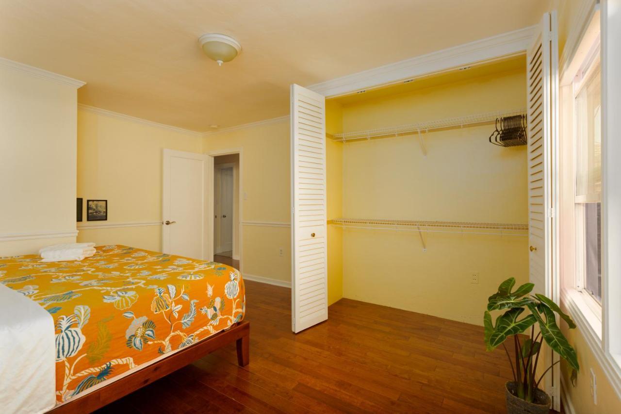 Spacious Renovated Petaluma Home- Pool Table, Fire Pit, Parking מראה חיצוני תמונה