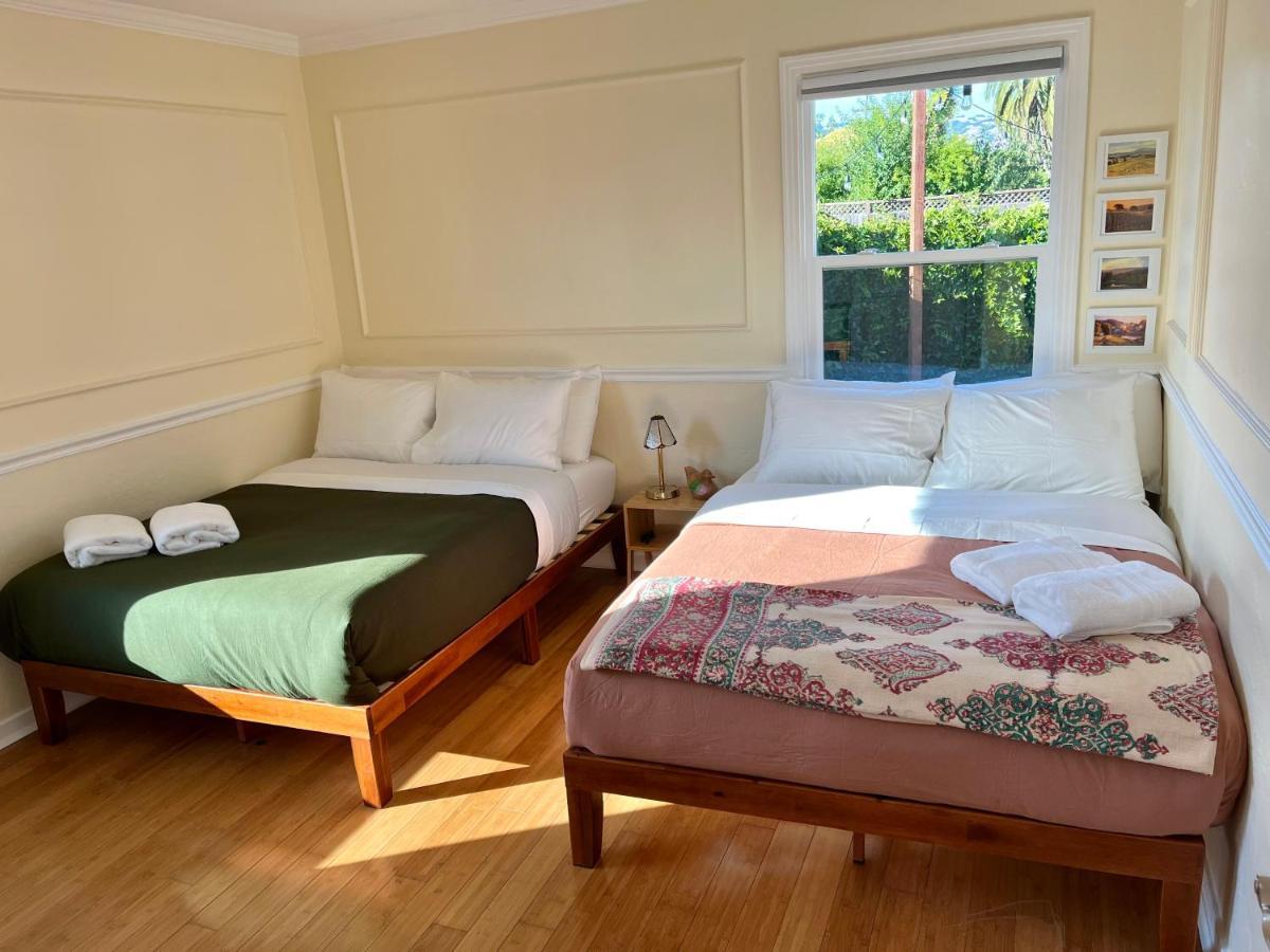 Spacious Renovated Petaluma Home- Pool Table, Fire Pit, Parking מראה חיצוני תמונה