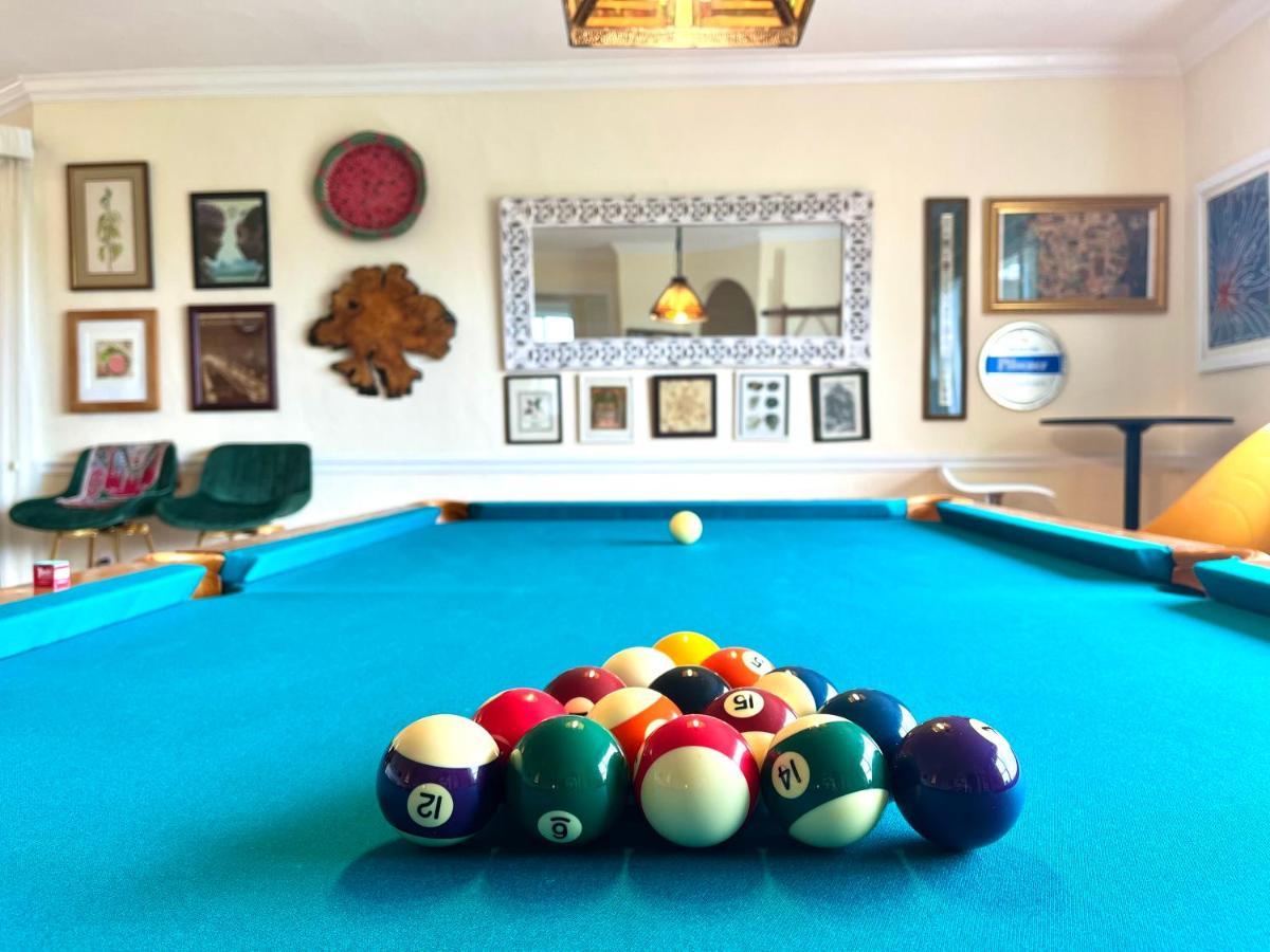 Spacious Renovated Petaluma Home- Pool Table, Fire Pit, Parking מראה חיצוני תמונה